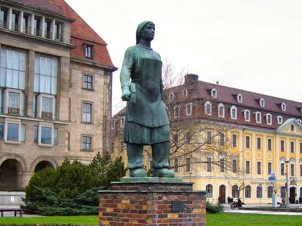 Trümmerfrauen-Denkmal in Dresden 