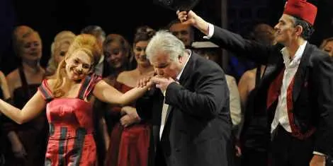 Die lustige Witwe von Franz Lehar | Semperoper Dresden Die lustige Witwe von Franz Lehar | Semperoper Dresden