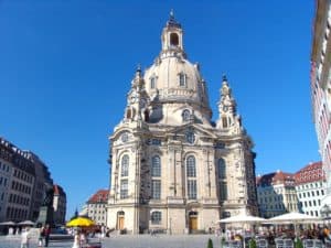 Frauenkirche Dresden mit Neumarkt